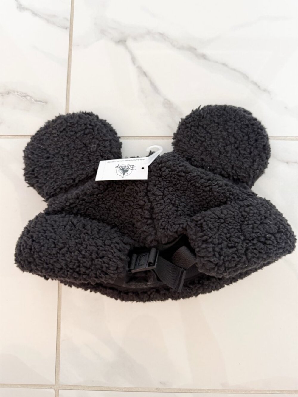 Disney 2025 Disneyland Resort Black Sherpa Hat Beanie Mickey Ears Adjustable - Picture 4 of 4
